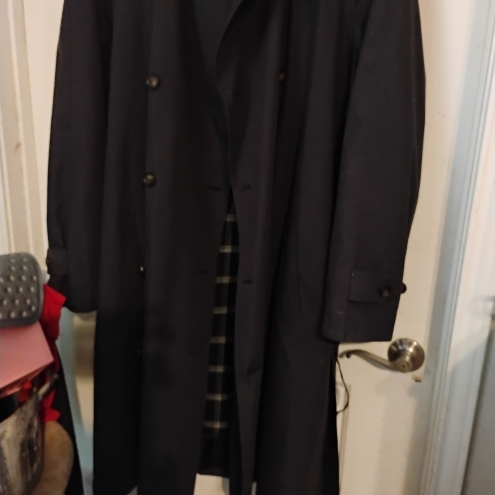 Roundtree & Yorke Dark Charcoal/Black Trench Coat